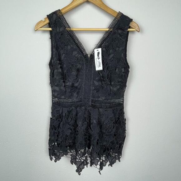 Francesca’s Black Lace Tunic Top Size M Whimsy Goth NWT Romantic Festival - Picture 1 of 8